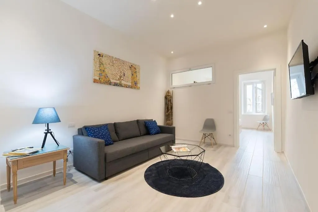 Keys Of Italy - Albero 2 - Mudivamasai Tot - Nearby Train Station Apartment Florence